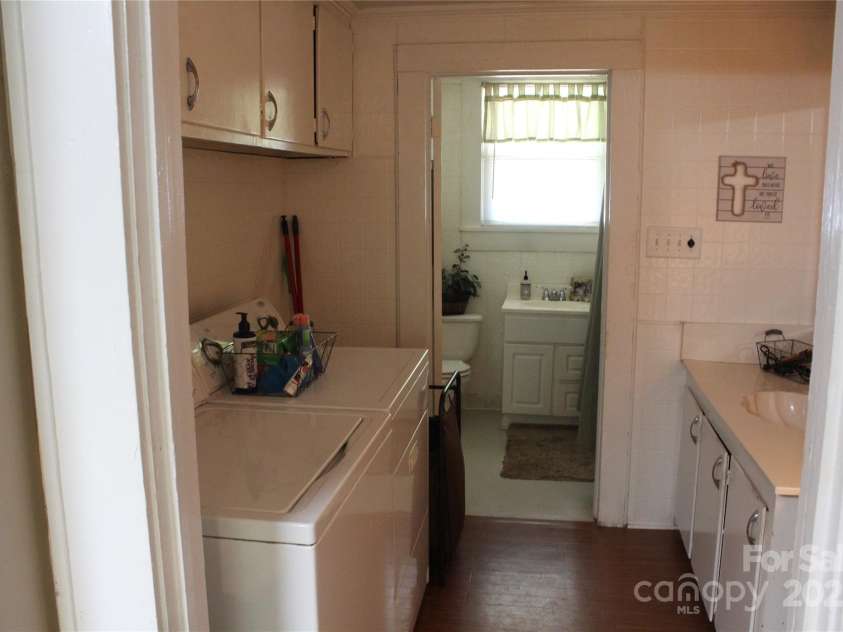 436 Oakwood Avenue, Albemarle, NC 28001.  MLS# CAR4173402, YatesRealty ID 10303. 