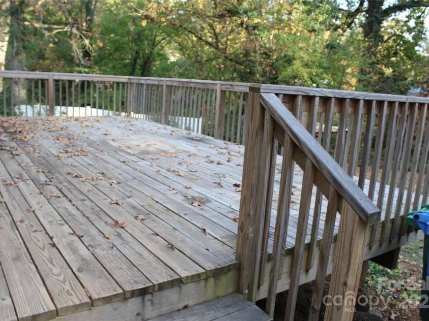 436 Oakwood Avenue, Albemarle, NC 28001.  MLS# CAR4173402, YatesRealty ID 10303. 