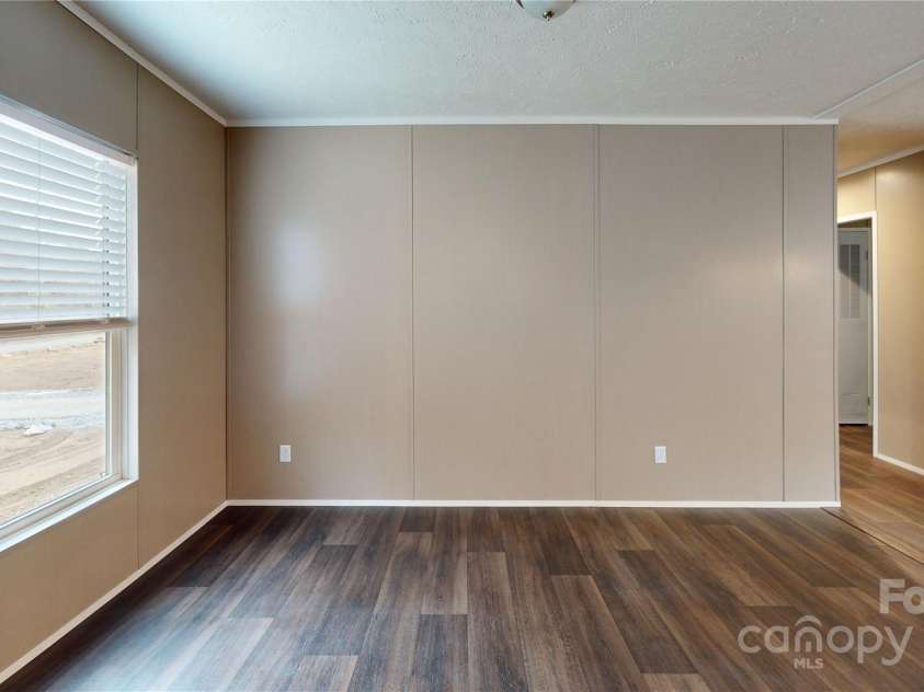 1542 Tillery Branch Road, Marshall, NC 28753.  MLS# CAR4205925, YatesRealty ID 10304. Dining Area