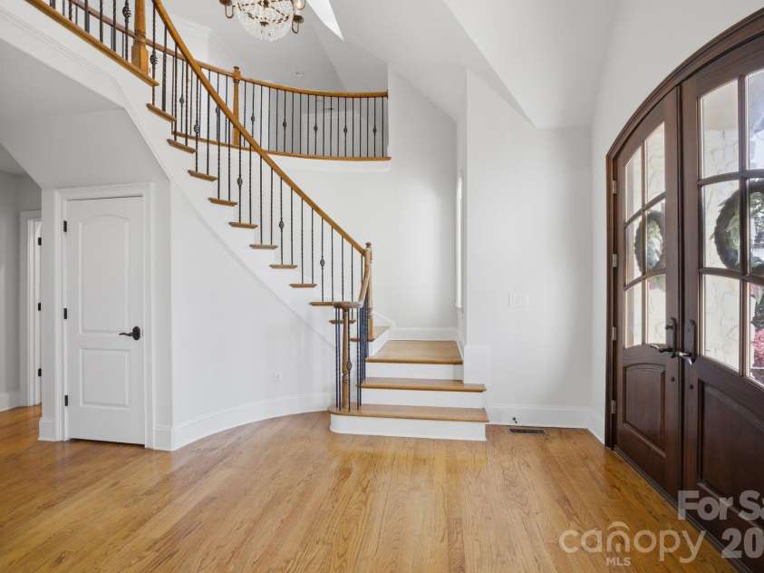 17335 Players Ridge Drive, Cornelius, NC 28031.  MLS# CAR4367949, YatesRealty ID 10304. 