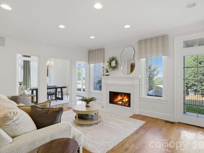 17335 Players Ridge Drive, Cornelius, NC 28031.  MLS# CAR4367949, YatesRealty ID 10304. 