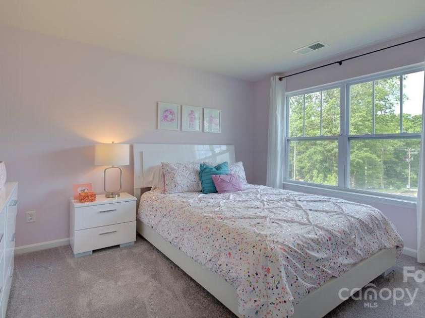 158 Ashelyn Park Drive, Fletcher, NC 28732.  MLS# CAR4199360, YatesRealty ID 10305. 
