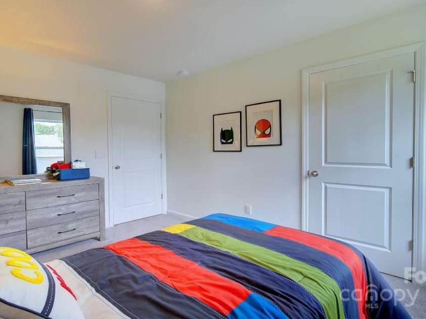 158 Ashelyn Park Drive, Fletcher, NC 28732.  MLS# CAR4199360, YatesRealty ID 10305. 