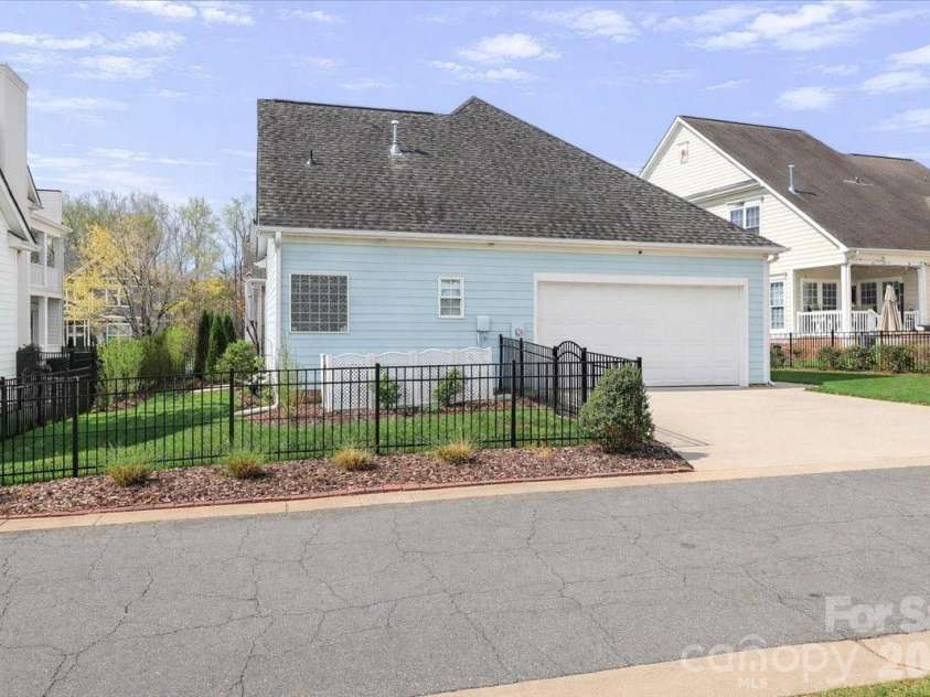 3368 Keady Mill Loop, Kannapolis, NC 28081.  MLS# CAR4357702, YatesRealty ID 10307. Backyard and rear garage
