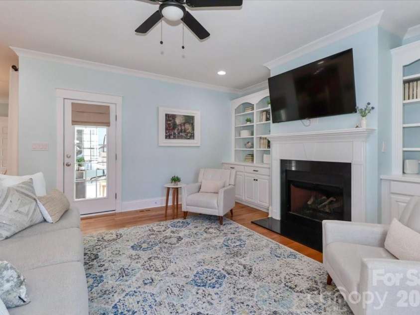 3368 Keady Mill Loop, Kannapolis, NC 28081.  MLS# CAR4357702, YatesRealty ID 10307. Family room