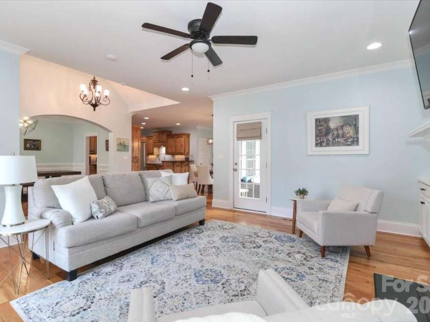 3368 Keady Mill Loop, Kannapolis, NC 28081.  MLS# CAR4357702, YatesRealty ID 10307. Family Room