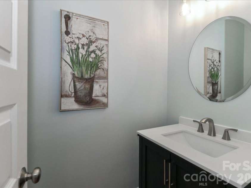 3368 Keady Mill Loop, Kannapolis, NC 28081.  MLS# CAR4357702, YatesRealty ID 10307. Half bathroom