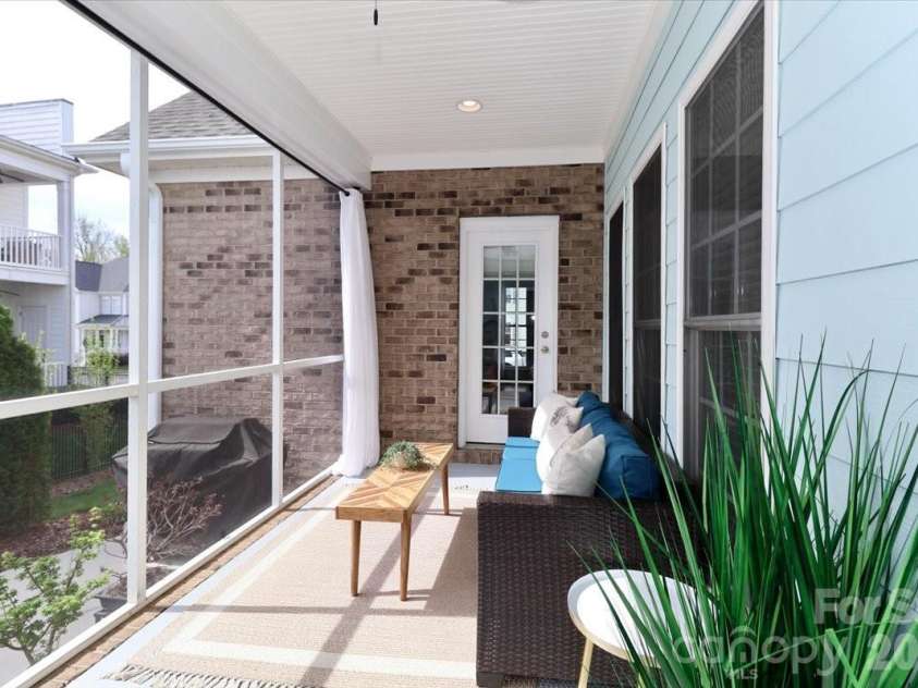 3368 Keady Mill Loop, Kannapolis, NC 28081.  MLS# CAR4357702, YatesRealty ID 10307. Side porch