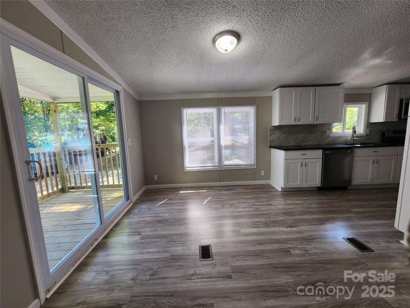 174 Lakerest Lane, Carthage, NC 28327.  MLS# CAR4176236, YatesRealty ID 10308. 