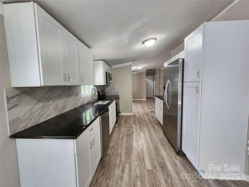 174 Lakerest Lane, Carthage, NC 28327.  MLS# CAR4176236, YatesRealty ID 10308. 