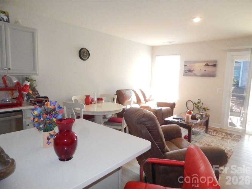 330 Damask Drive, Lancaster, SC 29720.  MLS# CAR4337374, YatesRealty ID 1031. 