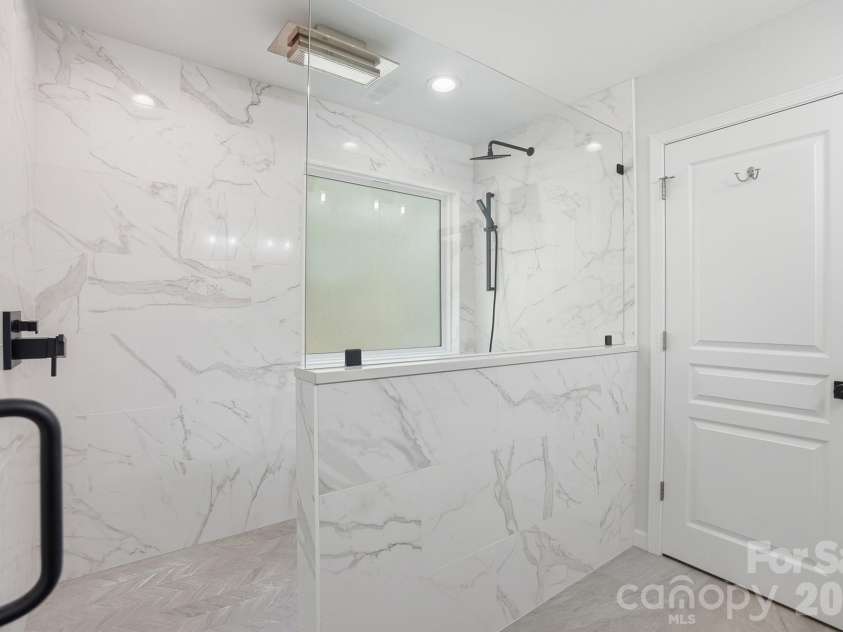 3062 Sterling Court, Indian Land, SC 29707.  MLS# CAR4355915, YatesRealty ID 10311. Large primary shower 