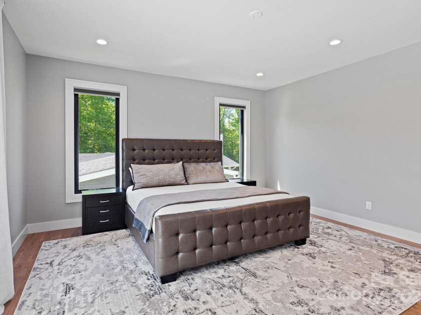 32 Taylor Mountain Road, Candler, NC 28715.  MLS# CAR4253791, YatesRealty ID 10311. 