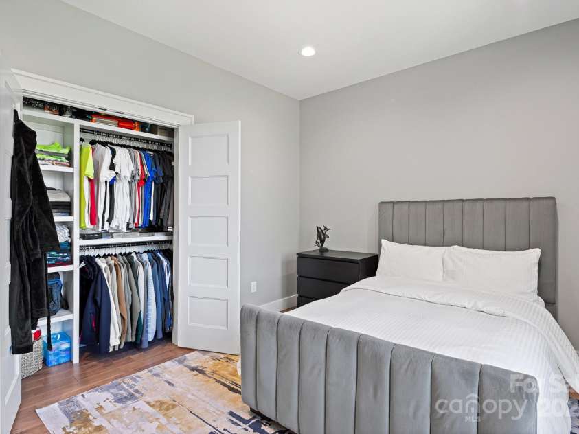 32 Taylor Mountain Road, Candler, NC 28715.  MLS# CAR4253791, YatesRealty ID 10311. 