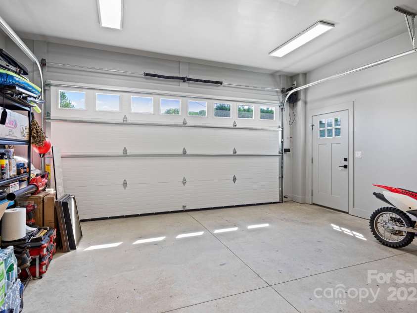 32 Taylor Mountain Road, Candler, NC 28715.  MLS# CAR4253791, YatesRealty ID 10311. 