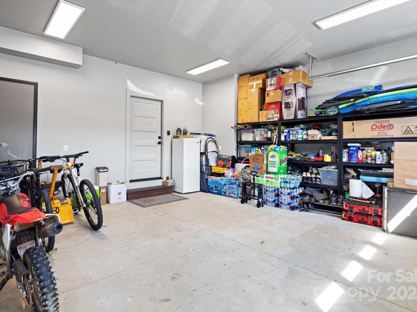 32 Taylor Mountain Road, Candler, NC 28715.  MLS# CAR4253791, YatesRealty ID 10311. 