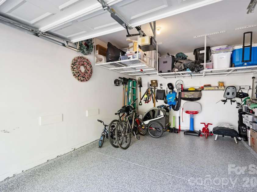 5423 Dockery Drive, Charlotte, NC 28209.  MLS# CAR4352365, YatesRealty ID 10312. 