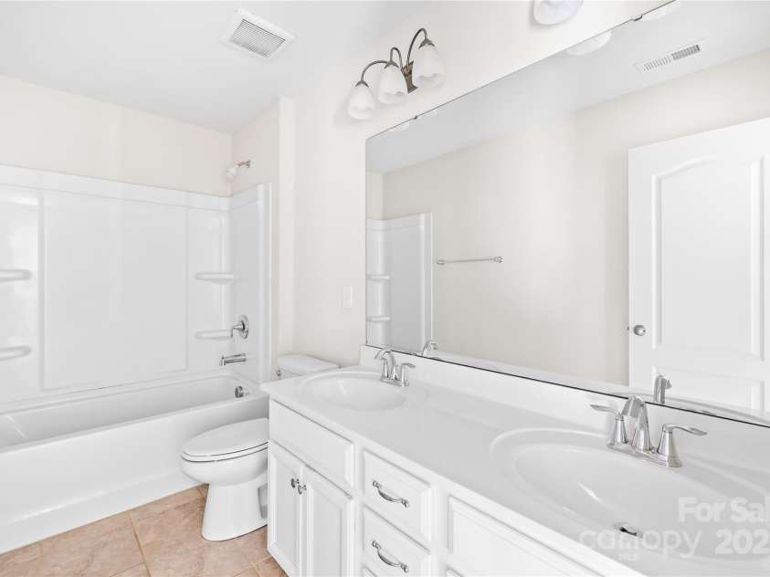 14812 Baytown Court, Huntersville, NC 28078.  MLS# CAR4326296, YatesRealty ID 10313. 