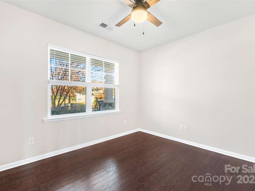 14812 Baytown Court, Huntersville, NC 28078.  MLS# CAR4326296, YatesRealty ID 10313. Front office space