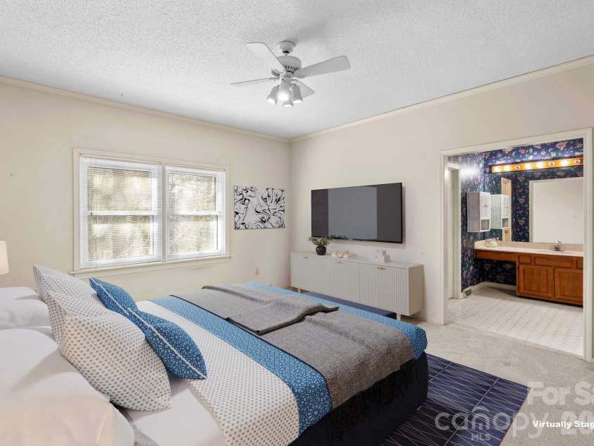 411 Wildwood Drive, Salisbury, NC 28146.  MLS# CAR4345684, YatesRealty ID 10313. 