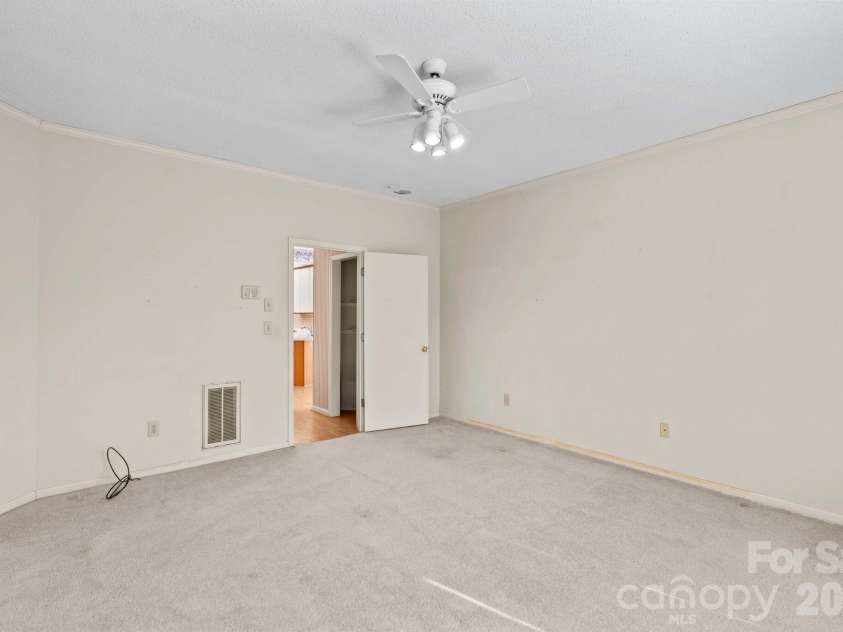 411 Wildwood Drive, Salisbury, NC 28146.  MLS# CAR4345684, YatesRealty ID 10313. 