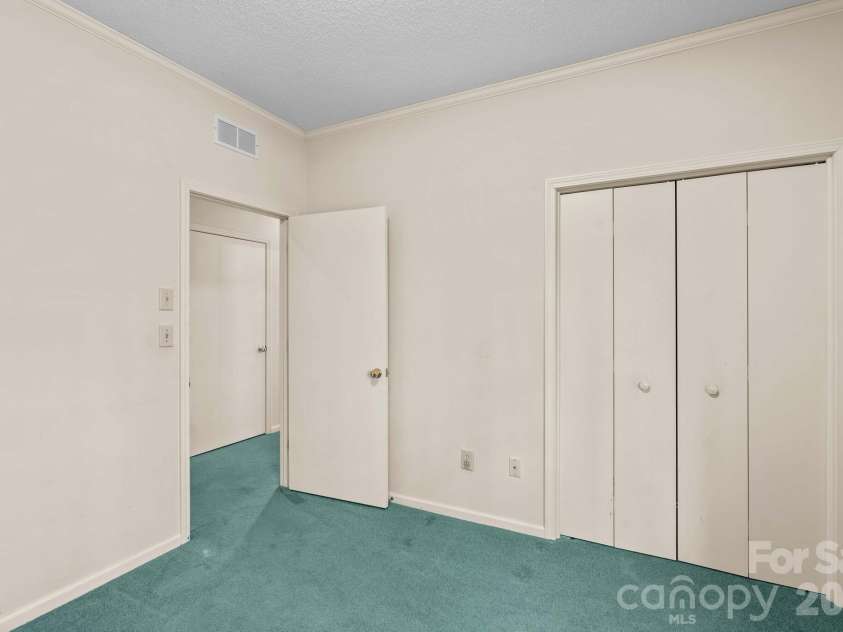 411 Wildwood Drive, Salisbury, NC 28146.  MLS# CAR4345684, YatesRealty ID 10313. 