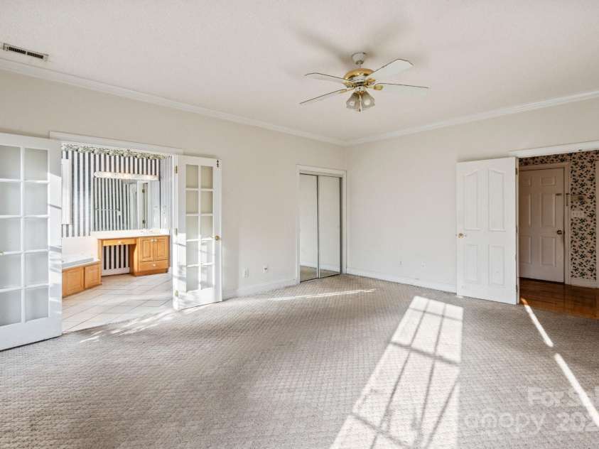 108 Cottonwood Drive, Mount Holly, NC 28120.  MLS# CAR4188958, YatesRealty ID 10314. 