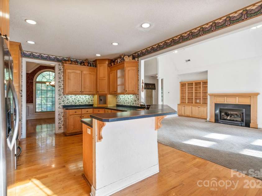 108 Cottonwood Drive, Mount Holly, NC 28120.  MLS# CAR4188958, YatesRealty ID 10314. 