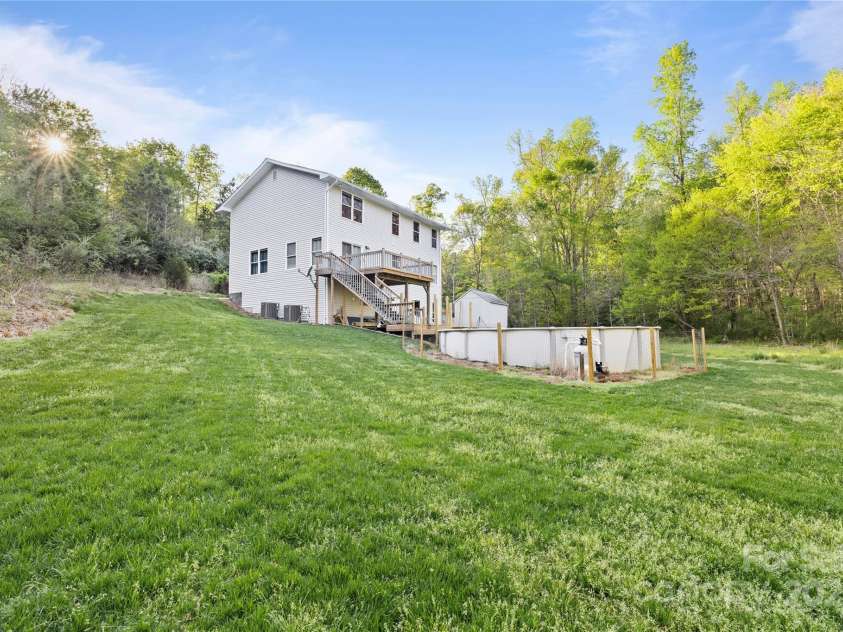 380 Hamrick Road, Gastonia, NC 28056.  MLS# CAR4243631, YatesRealty ID 10316. Backyard