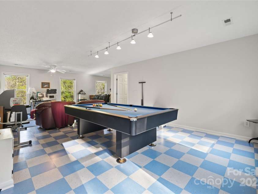 380 Hamrick Road, Gastonia, NC 28056.  MLS# CAR4243631, YatesRealty ID 10316. Bonus