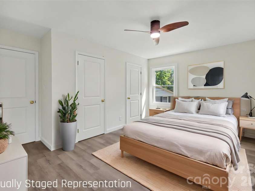 5324 Cheval Place, Charlotte, NC 28205.  MLS# CAR4421359, YatesRealty ID 10317. Primary bedroom on upper level