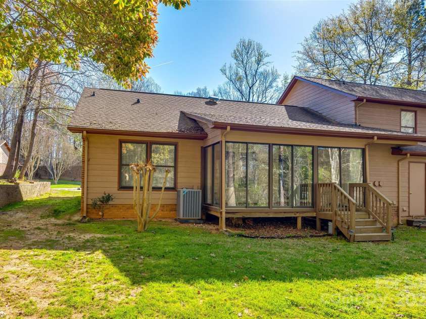 106 Jason Court, Fort Mill, SC 29715.  MLS# CAR4241499, YatesRealty ID 10319. 