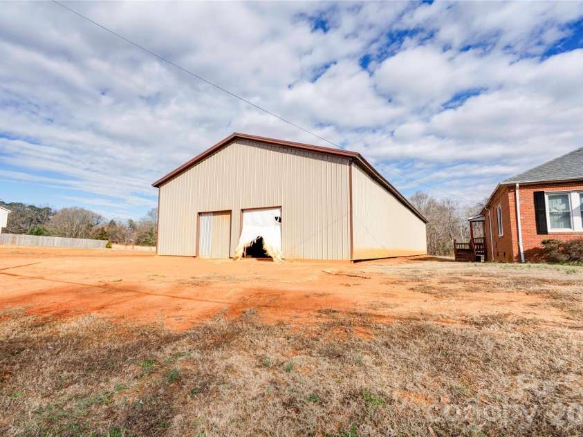 215 Morton Street, Shelby, NC 28152.  MLS# CAR4337684, YatesRealty ID 1032. 