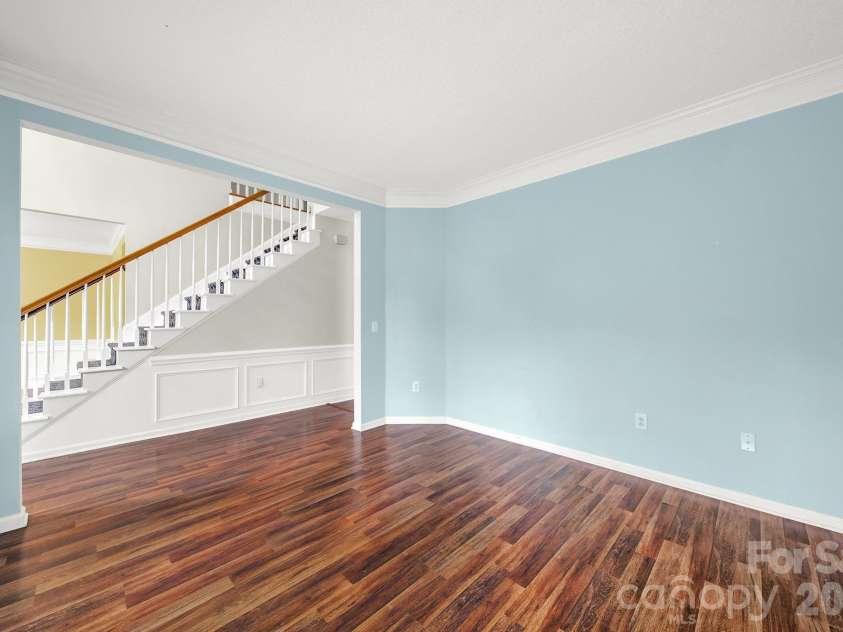 4518 Appley Mead Lane, Charlotte, NC 28269.  MLS# CAR4362525, YatesRealty ID 10320. 