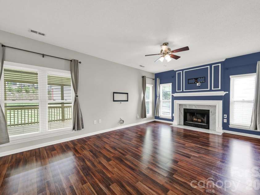 4518 Appley Mead Lane, Charlotte, NC 28269.  MLS# CAR4362525, YatesRealty ID 10320. 