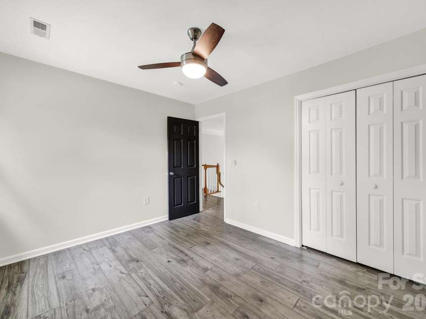 4518 Appley Mead Lane, Charlotte, NC 28269.  MLS# CAR4362525, YatesRealty ID 10320. 