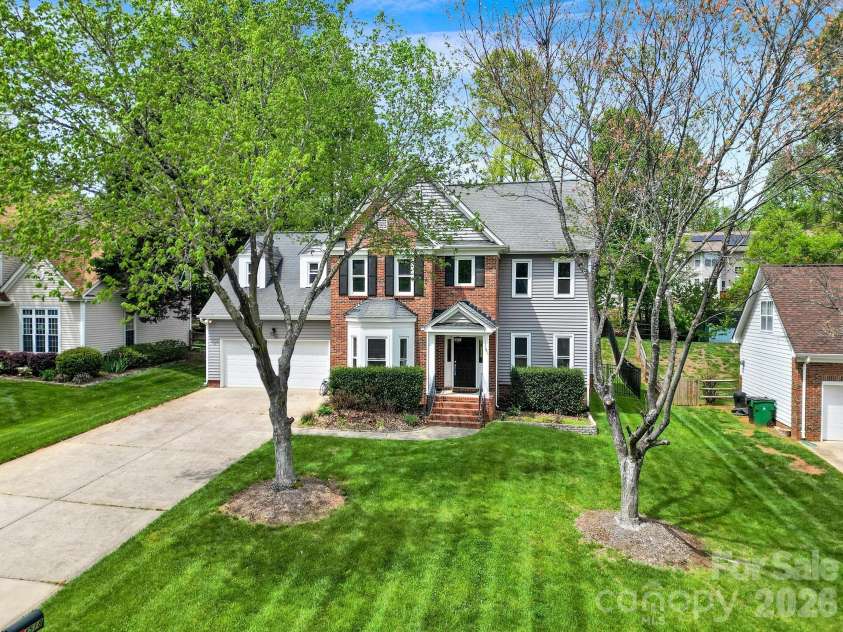4518 Appley Mead Lane, Charlotte, NC 28269.  MLS# CAR4362525, YatesRealty ID 10320. 