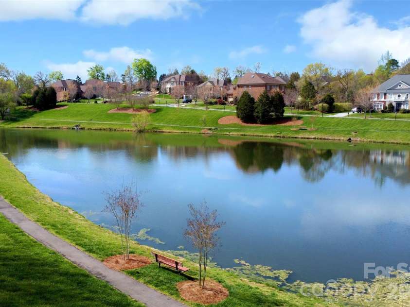 522 Oak Drive, Huntersville, NC 28078.  MLS# CAR4364306, YatesRealty ID 10321. 