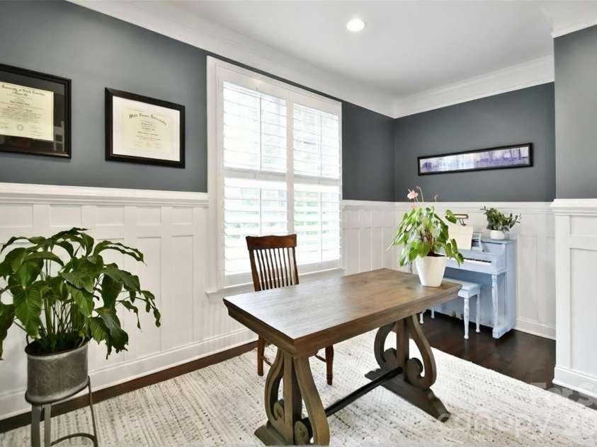 522 Oak Drive, Huntersville, NC 28078.  MLS# CAR4364306, YatesRealty ID 10321. 