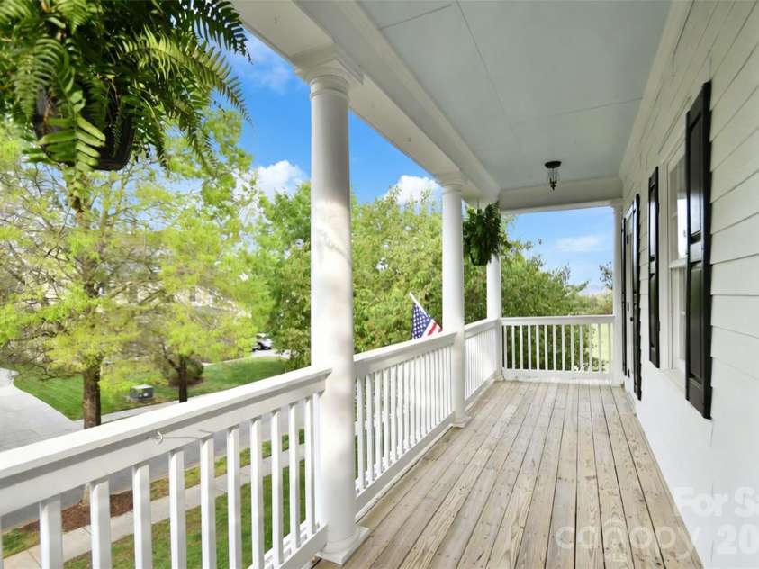 522 Oak Drive, Huntersville, NC 28078.  MLS# CAR4364306, YatesRealty ID 10321. 
