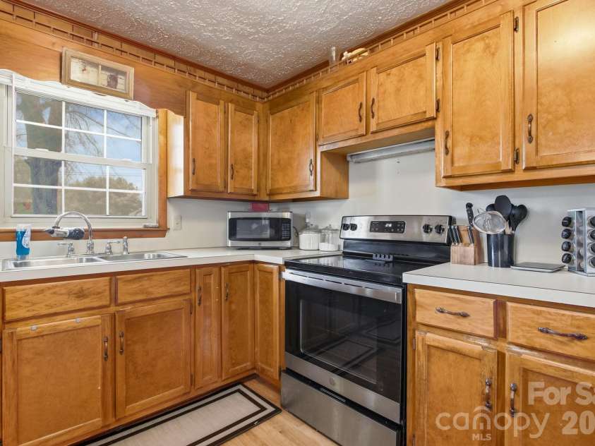 3266 Coble Dairy Road, Hudson, NC 28638.  MLS# CAR4364485, YatesRealty ID 10322. 
