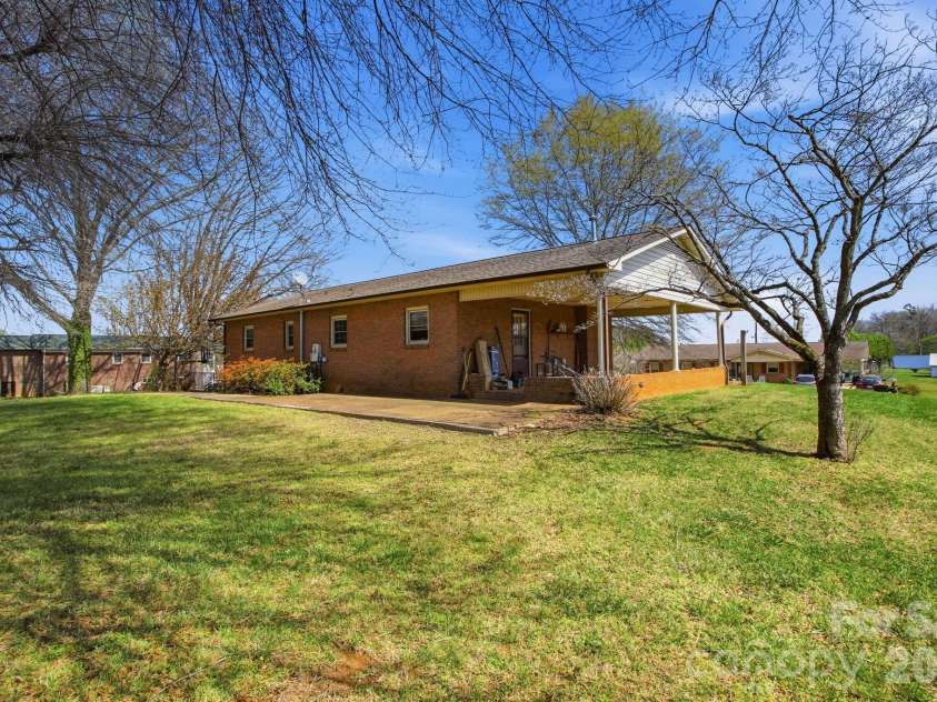 3266 Coble Dairy Road, Hudson, NC 28638.  MLS# CAR4364485, YatesRealty ID 10322. 