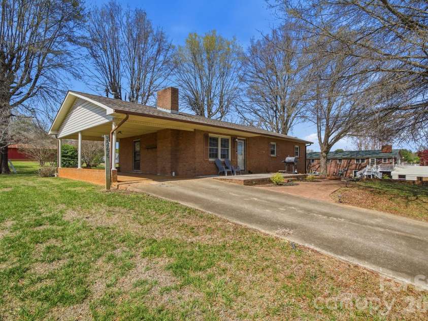 3266 Coble Dairy Road, Hudson, NC 28638.  MLS# CAR4364485, YatesRealty ID 10322. 