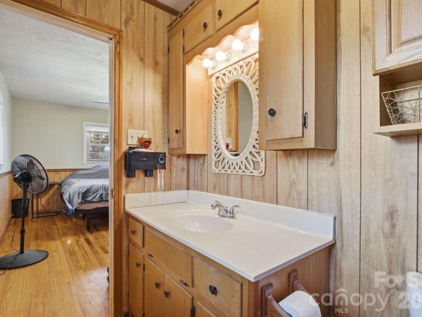 3266 Coble Dairy Road, Hudson, NC 28638.  MLS# CAR4364485, YatesRealty ID 10322. Primary Bathroom