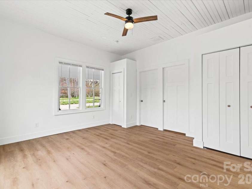 1623 Barnardsville Highway, Barnardsville, NC 28709.  MLS# CAR4365335, YatesRealty ID 10323. 