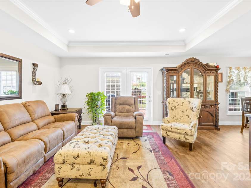 201 Churchill Drive, Kings Mountain, NC 28086.  MLS# CAR4249201, YatesRealty ID 10323. 