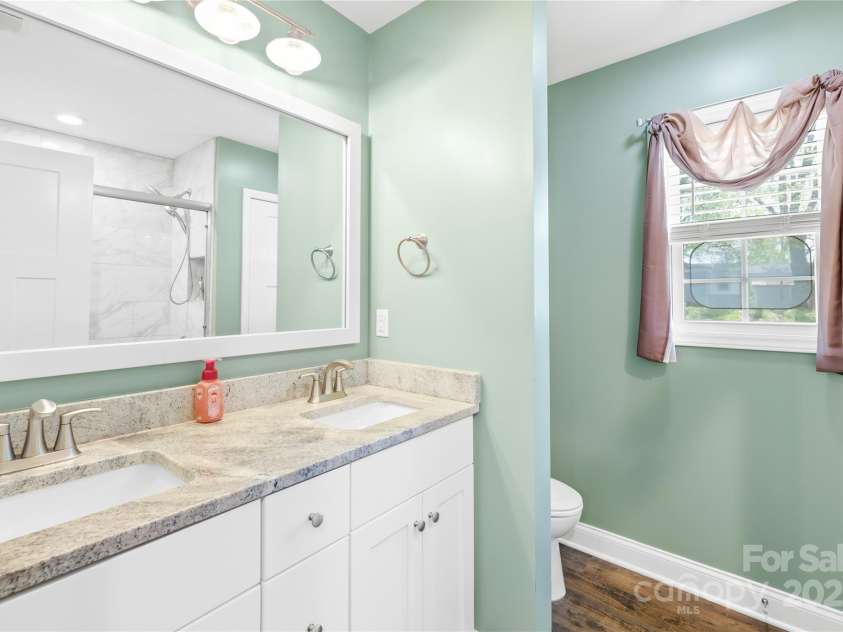 201 Churchill Drive, Kings Mountain, NC 28086.  MLS# CAR4249201, YatesRealty ID 10323. 