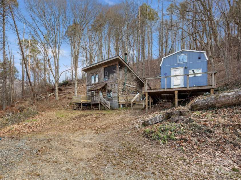 38 Jenkins Farm Lane, Weaverville, NC 28787.  MLS# CAR4237108, YatesRealty ID 10324. 