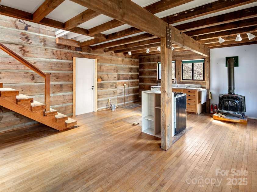 38 Jenkins Farm Lane, Weaverville, NC 28787.  MLS# CAR4237108, YatesRealty ID 10324. 