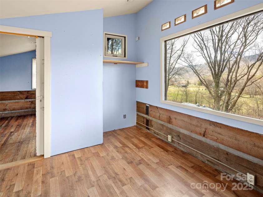 38 Jenkins Farm Lane, Weaverville, NC 28787.  MLS# CAR4237108, YatesRealty ID 10324. 